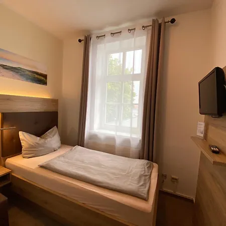 Zum Alten Faehrhaus Casa de hóspedes 3*